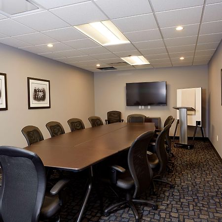 Best Western Plus East Side Saskatoon Esterno foto