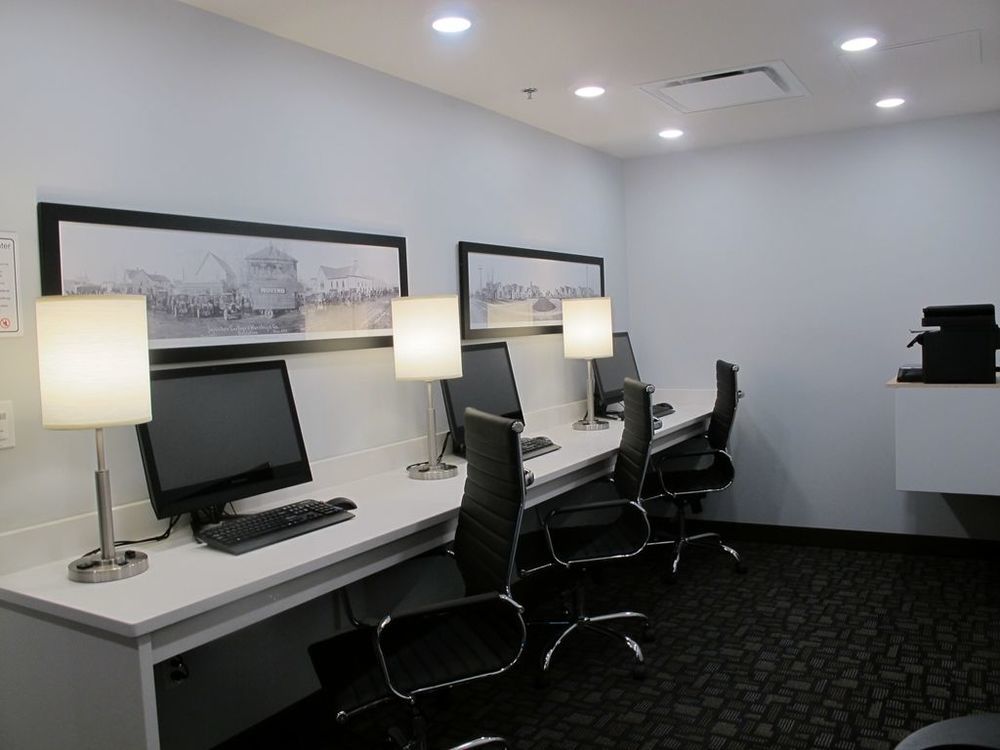 Best Western Plus East Side Saskatoon Servizi foto