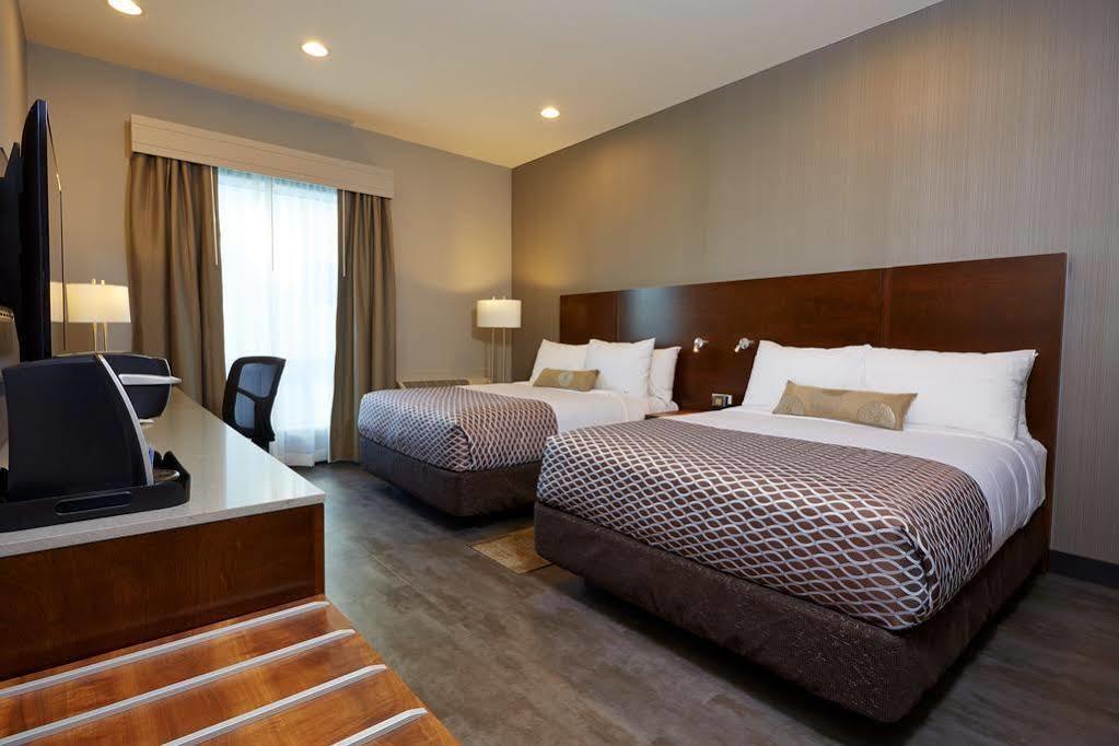Best Western Plus East Side Saskatoon Esterno foto